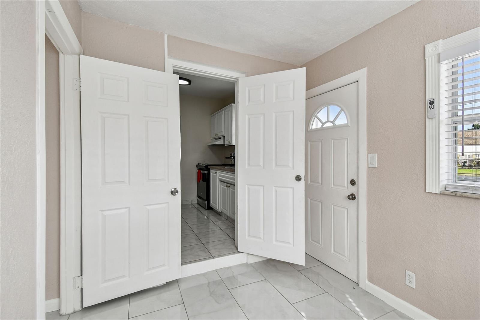 Image 5 of 20 For 3540 56th Avenue N 2