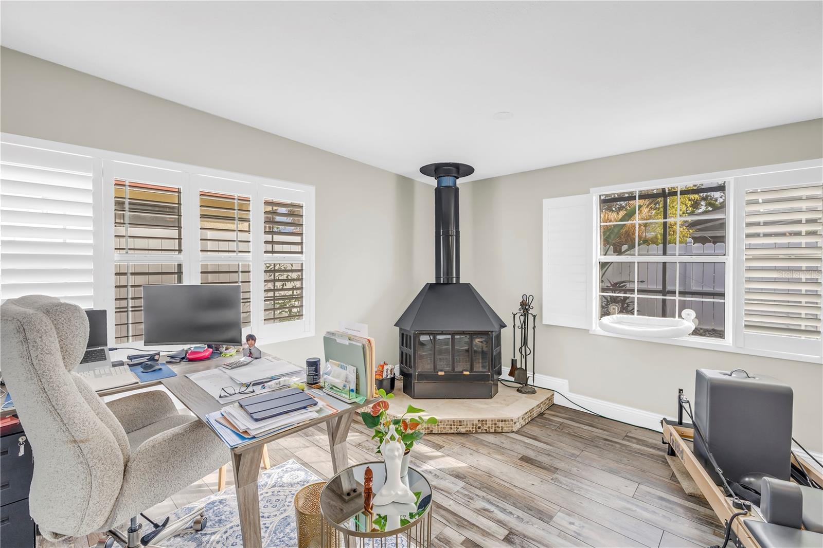 Image 17 of 65 For 196 1st Street W