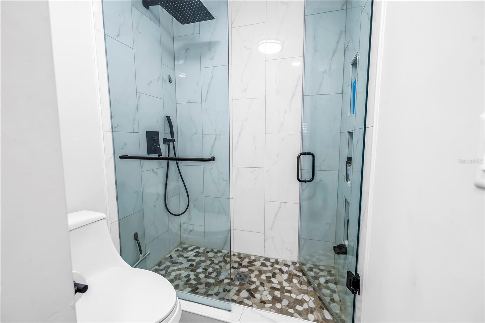 Image 26 of 65 For 196 1st Street W