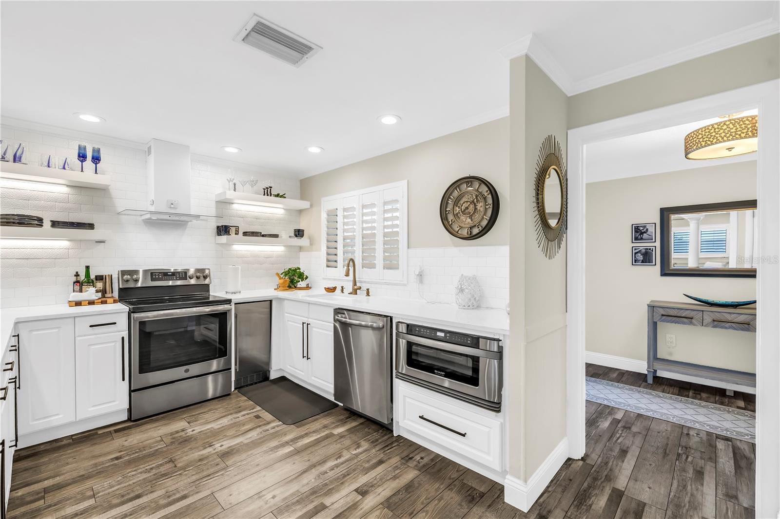 Image 38 of 65 For 196 1st Street W