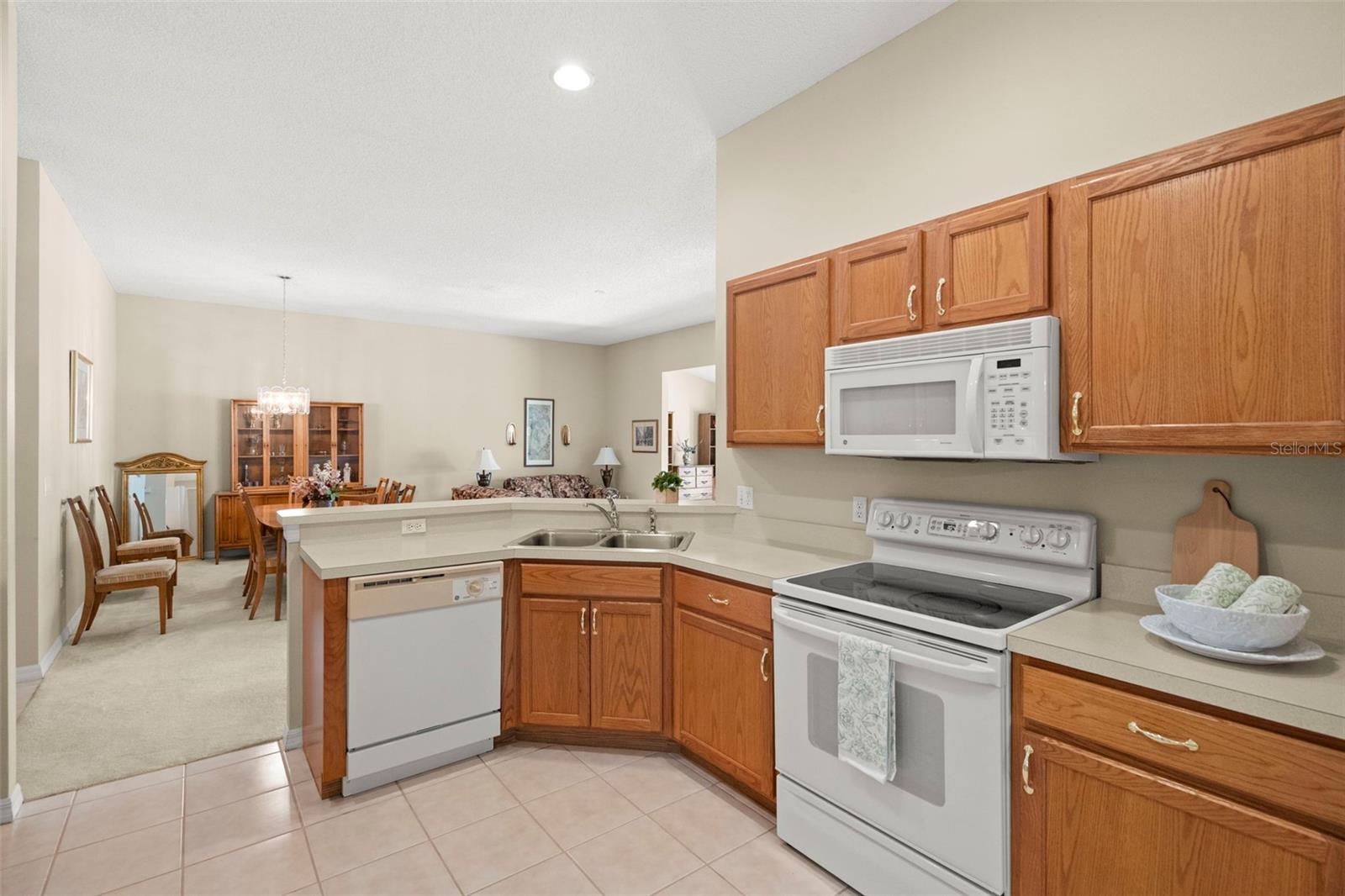 Image 26 of 41 For 1927 Acadia Greens Drive