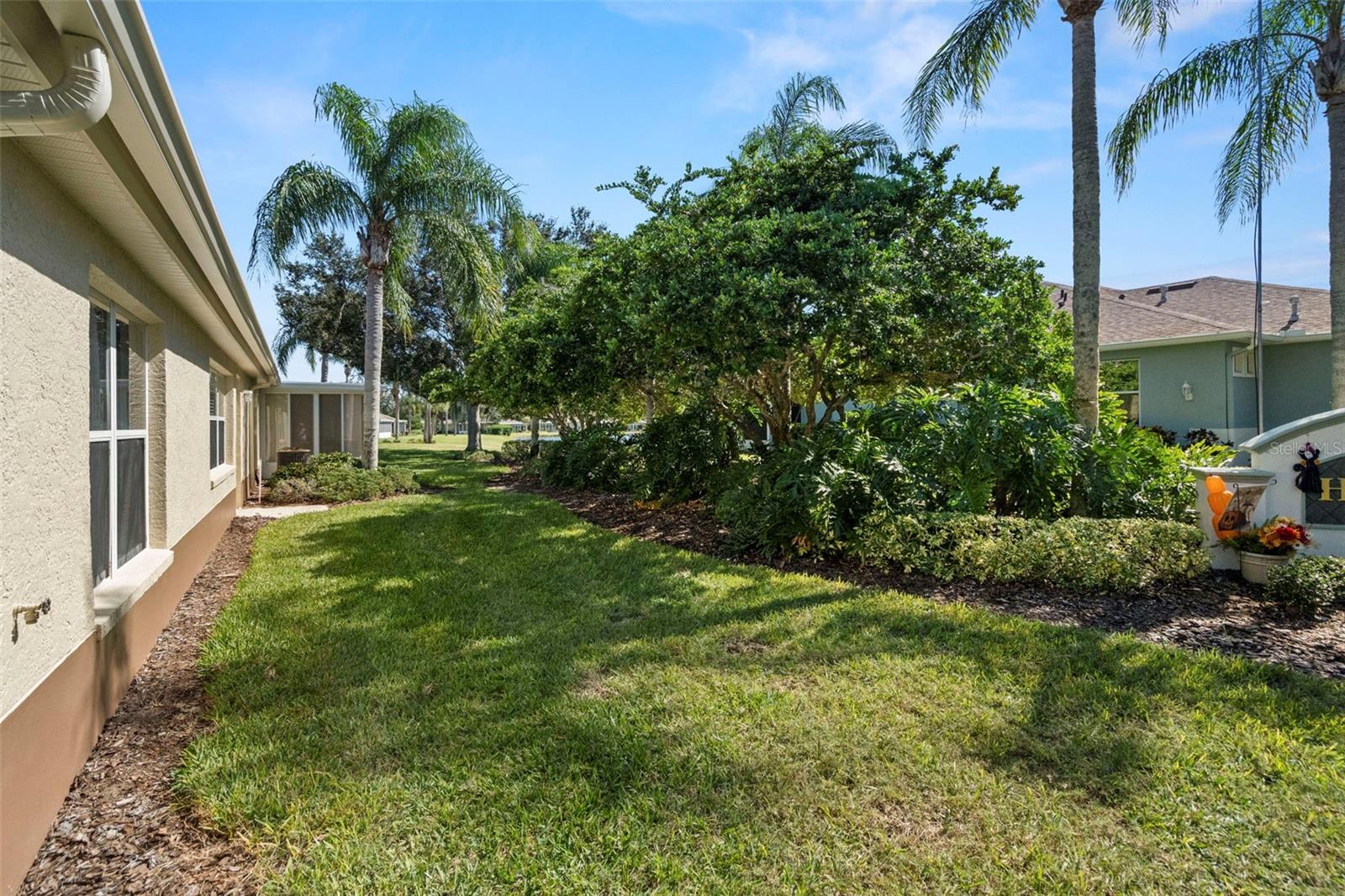 Image 7 of 41 For 1927 Acadia Greens Drive