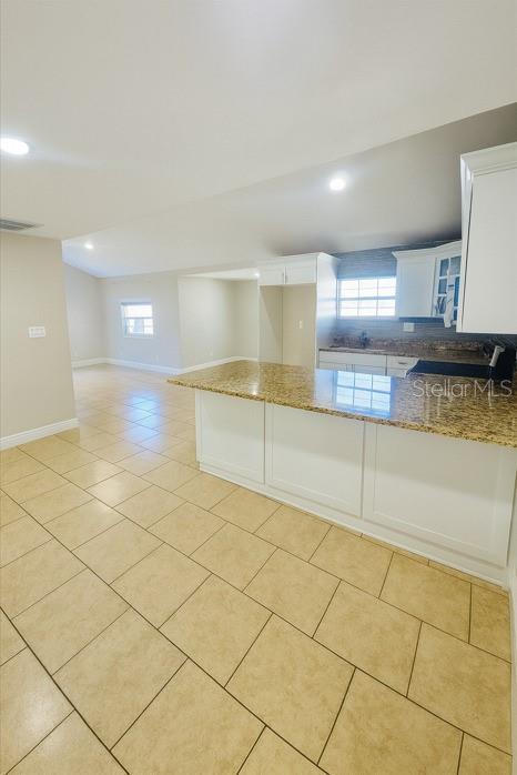 Image 4 of 14 For 1310 Burger Street