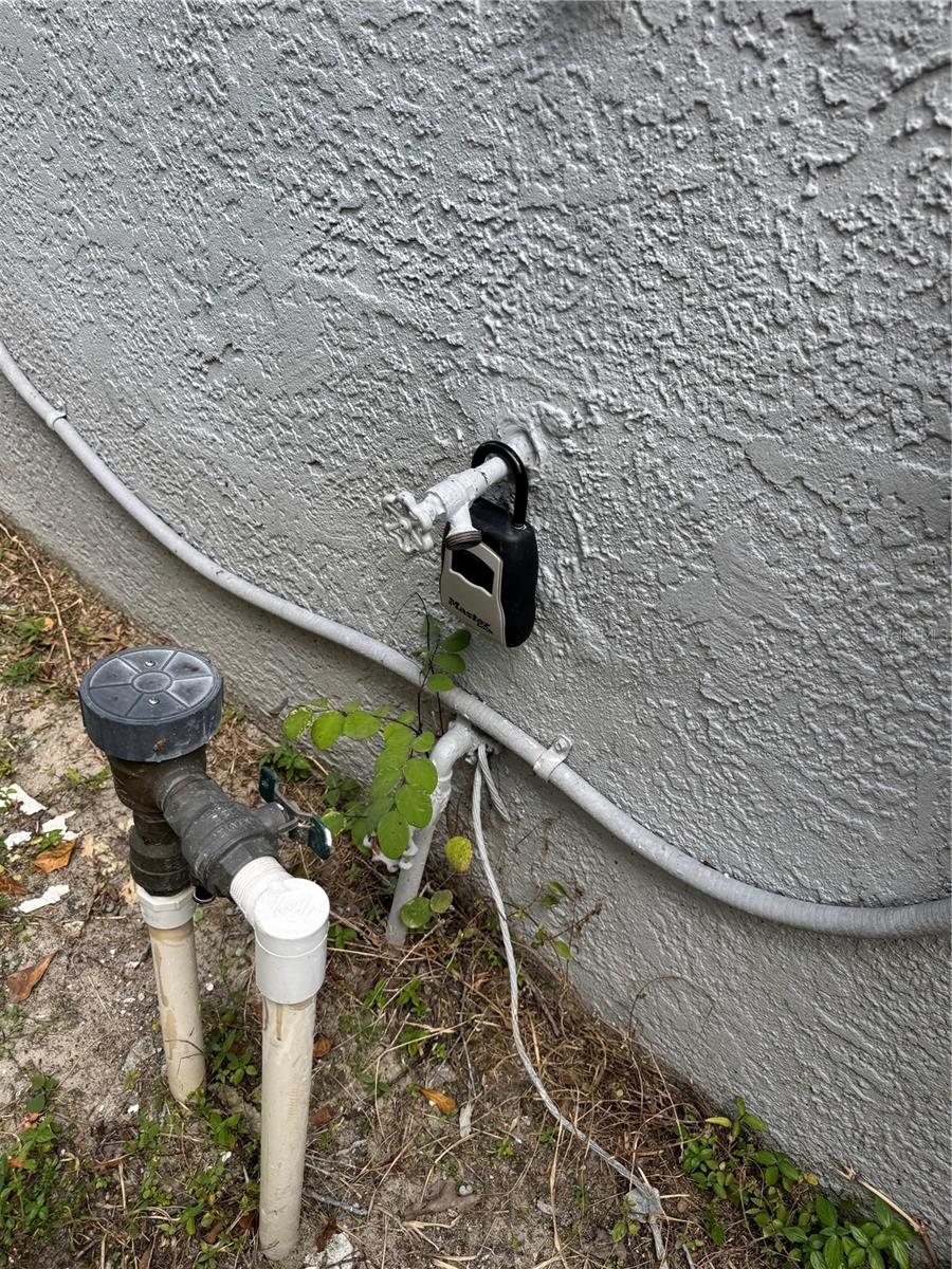 Image 12 of 15 For 748 Burlwood Street