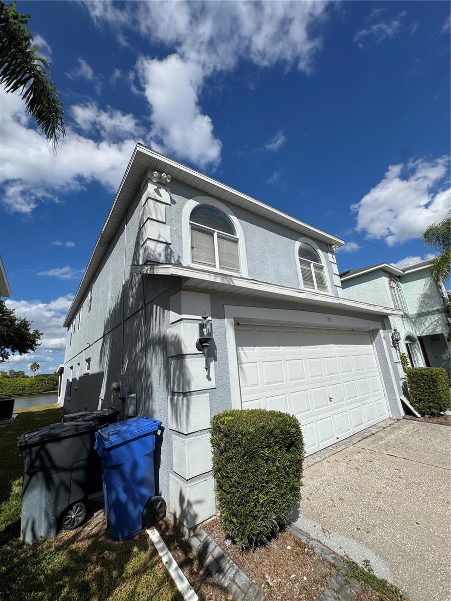 Image 4 of 15 For 748 Burlwood Street