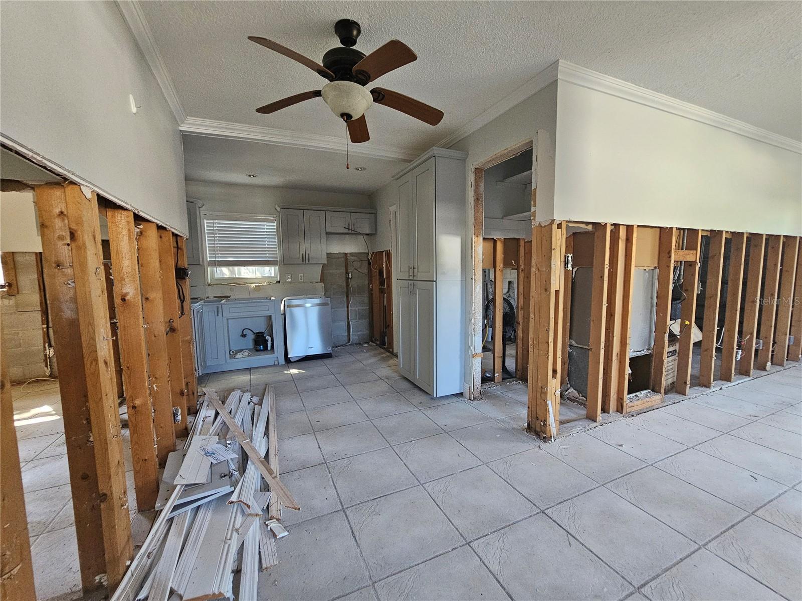 Image 10 of 19 For 1782 Michigan Avenue Ne