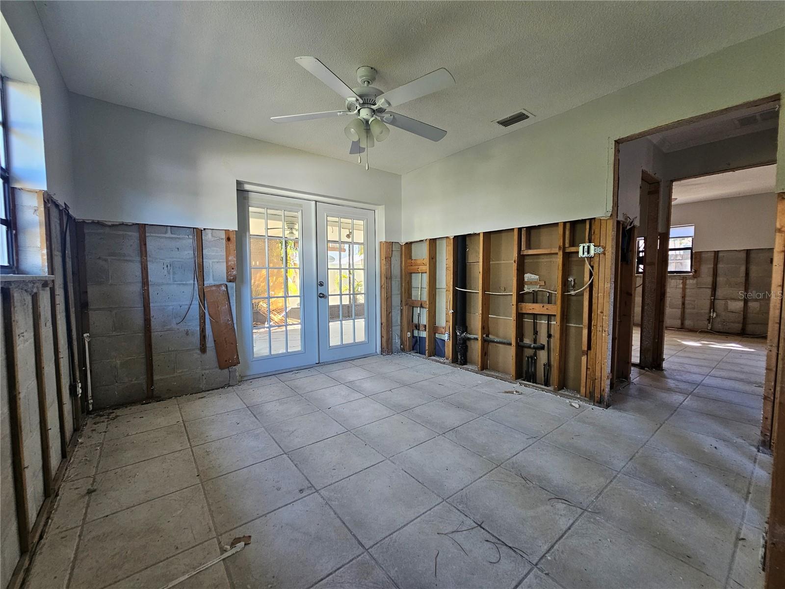 Image 13 of 19 For 1782 Michigan Avenue Ne