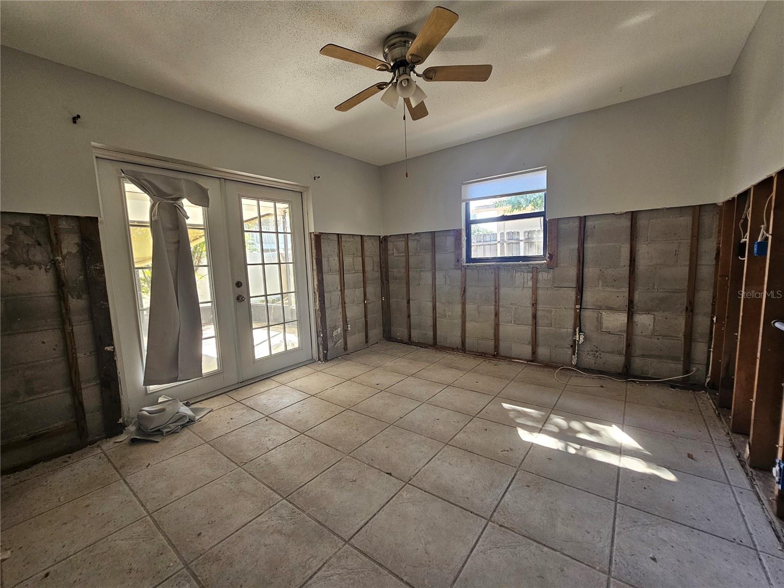 Image 14 of 19 For 1782 Michigan Avenue Ne