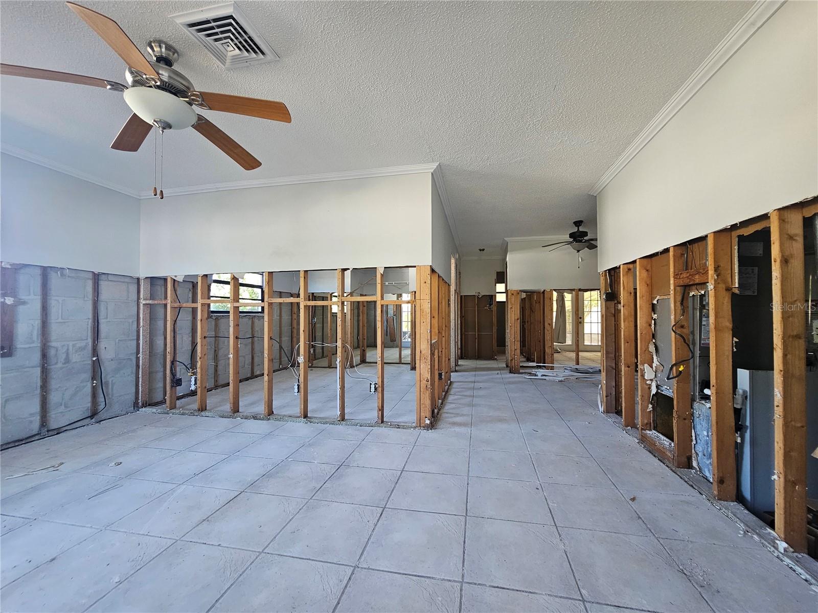 Image 5 of 19 For 1782 Michigan Avenue Ne