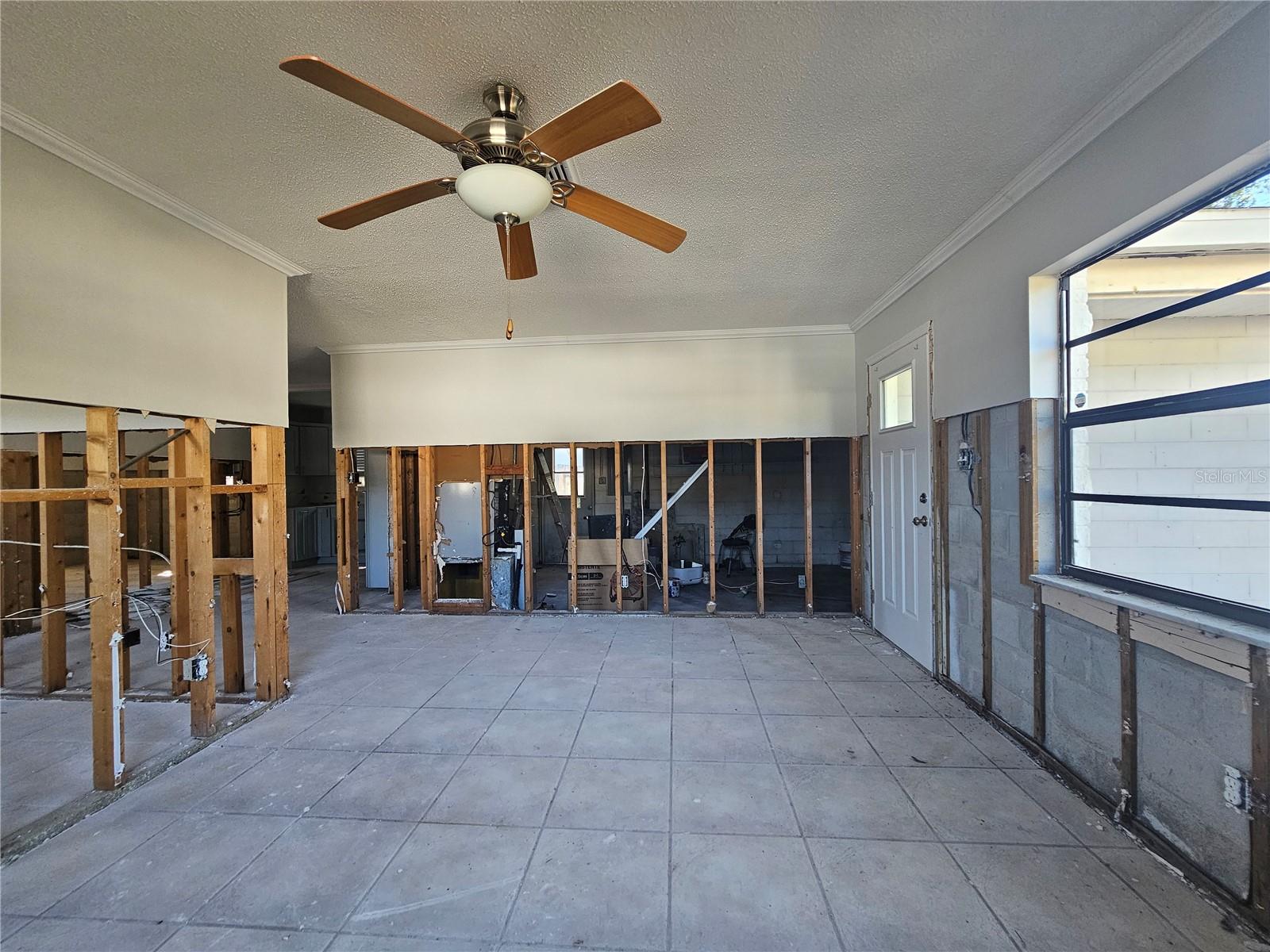 Image 6 of 19 For 1782 Michigan Avenue Ne