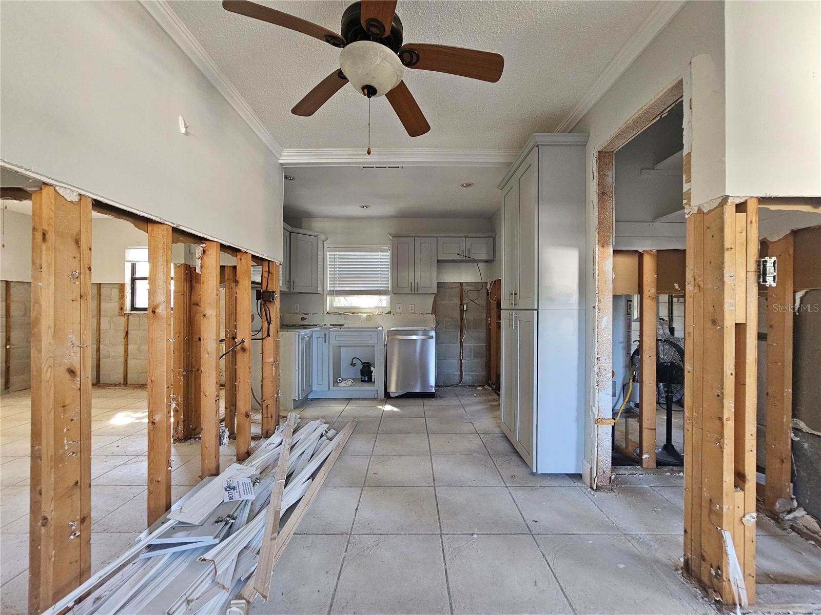 Image 8 of 19 For 1782 Michigan Avenue Ne