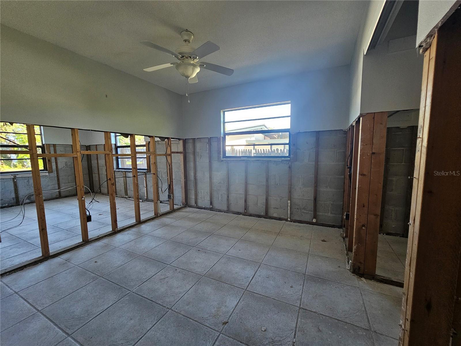 Image 9 of 19 For 1782 Michigan Avenue Ne