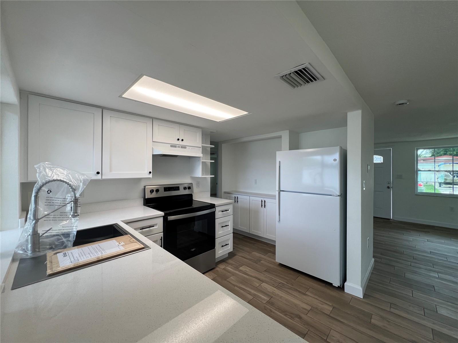 Image 4 of 17 For 7315 Brentwood Drive