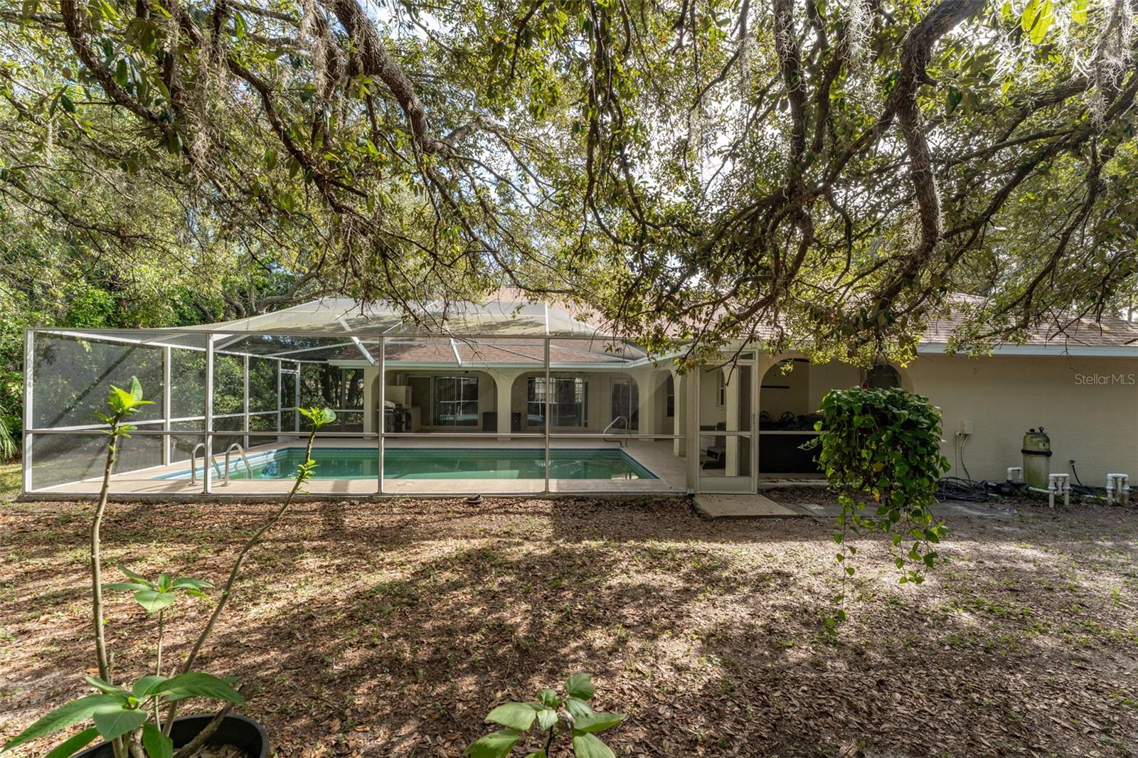 Image 14 of 55 For 5142 Louise Point