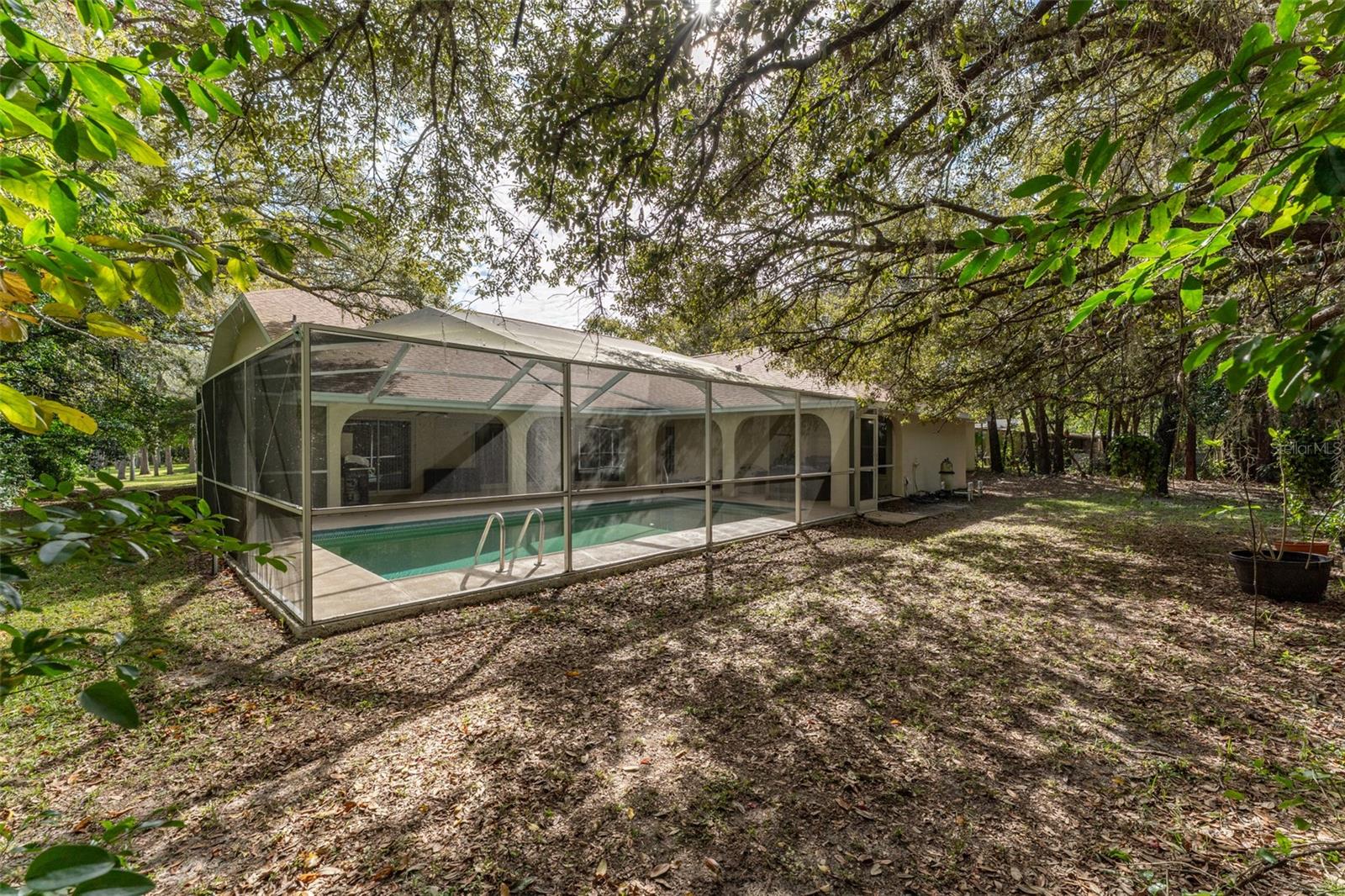 Image 15 of 55 For 5142 Louise Point