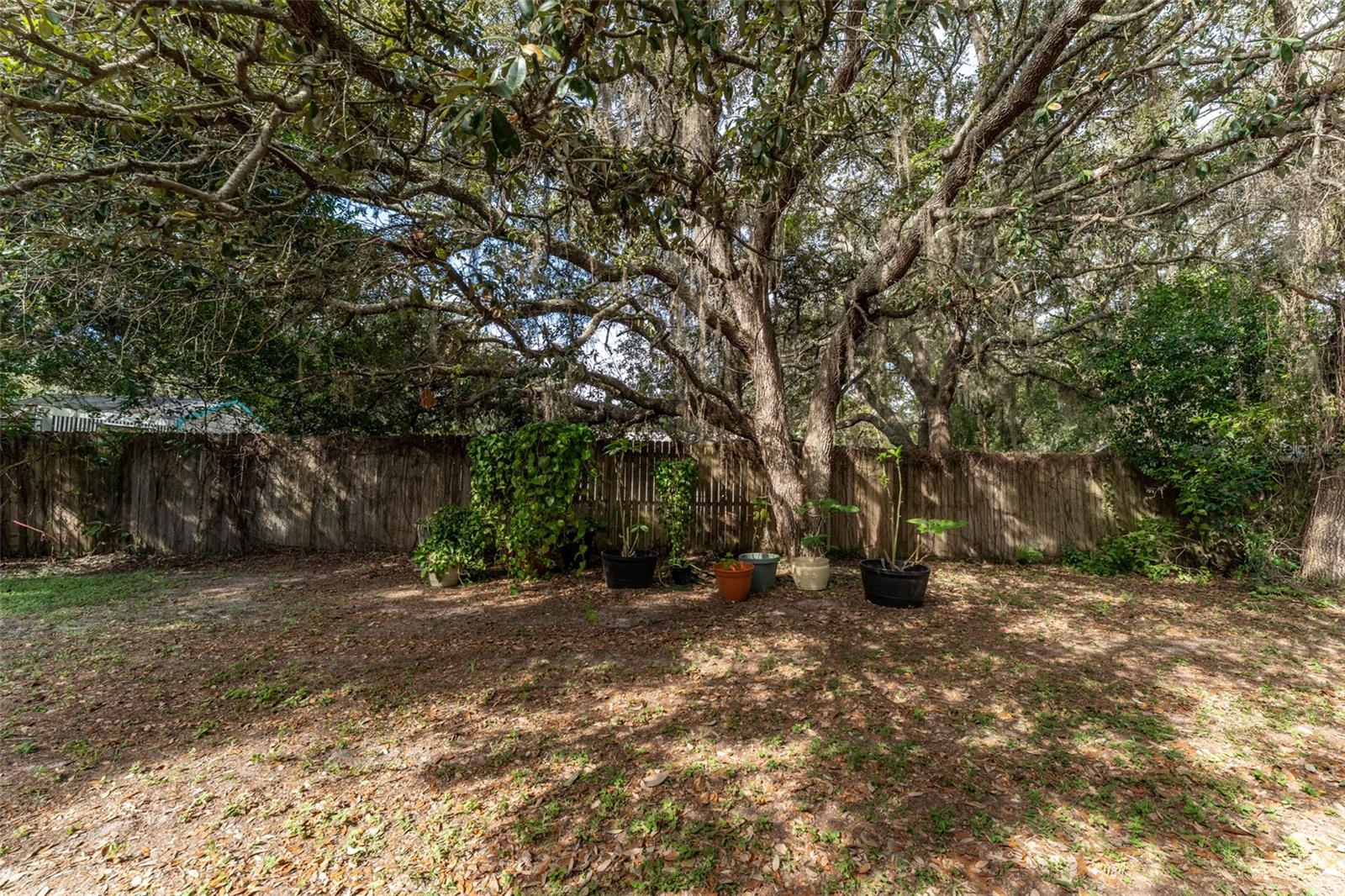 Image 17 of 55 For 5142 Louise Point