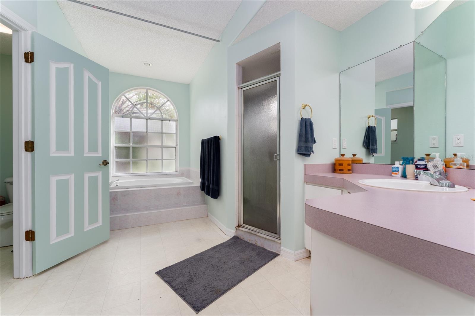 Image 34 of 55 For 5142 Louise Point