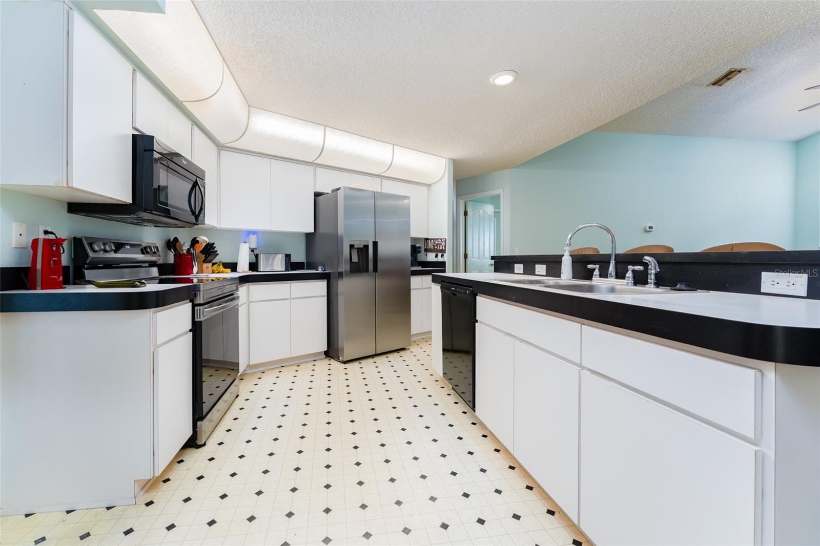 Image 51 of 55 For 5142 Louise Point