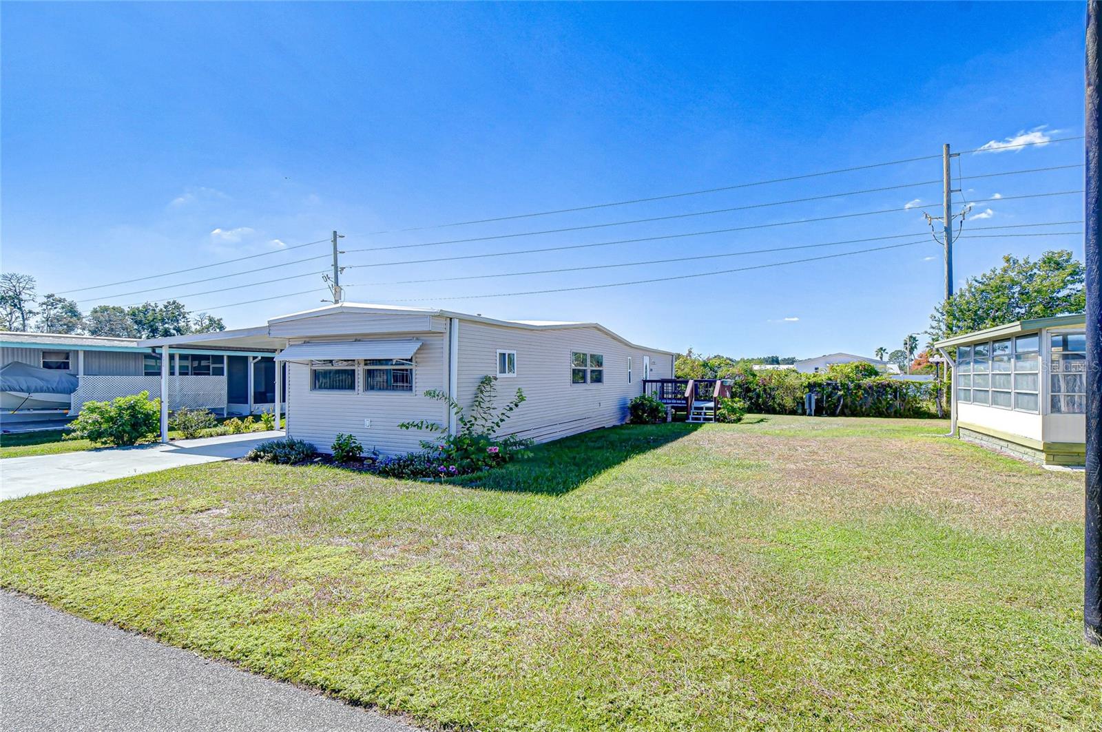 Image 21 of 67 For 5315 Antigua Drive