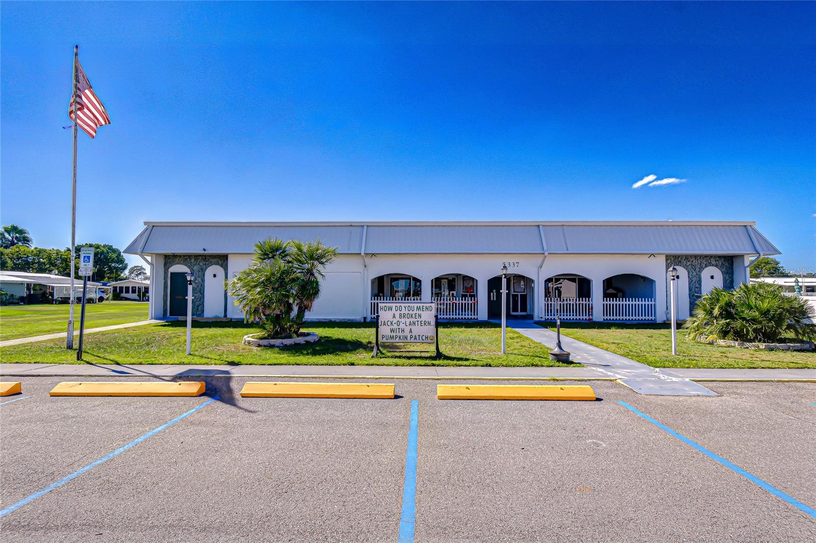 Image 44 of 67 For 5315 Antigua Drive