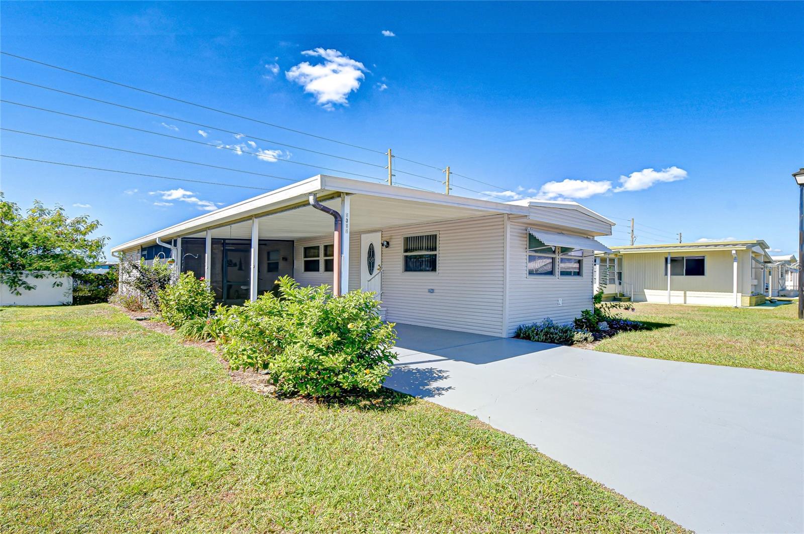 Image 5 of 67 For 5315 Antigua Drive