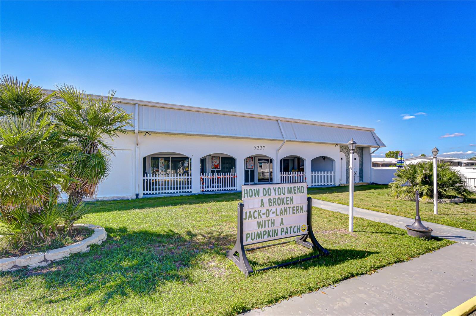 Image 60 of 67 For 5315 Antigua Drive