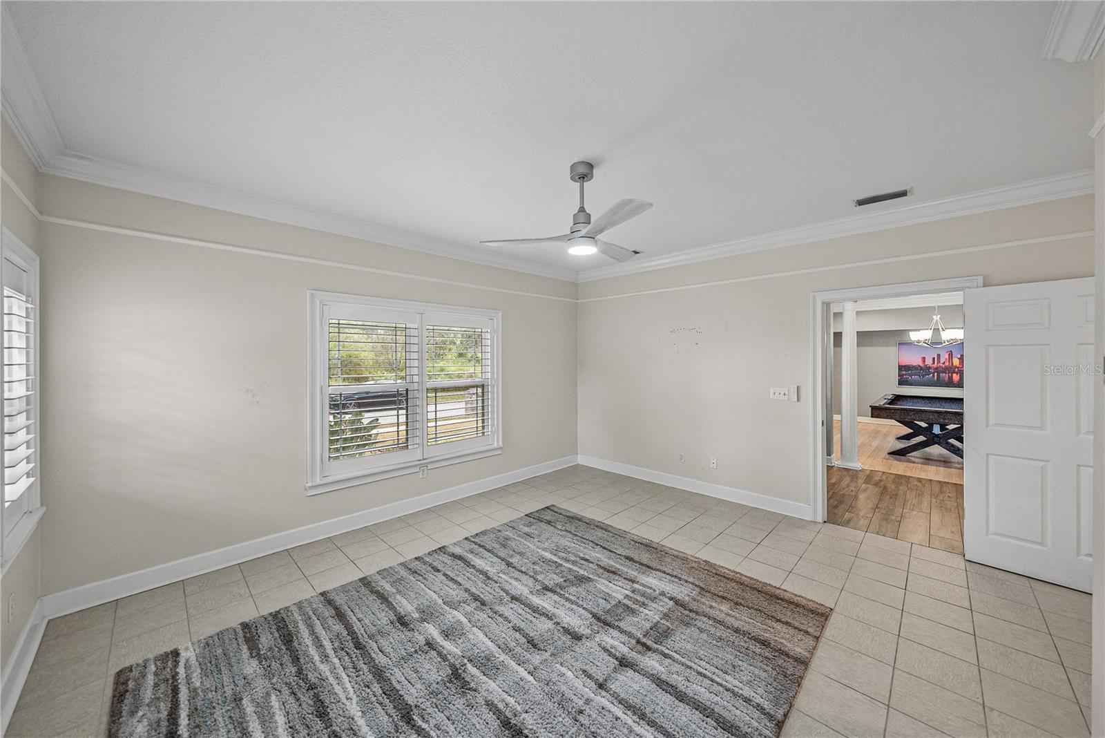 Image 38 of 100 For 504 Covington Park Street