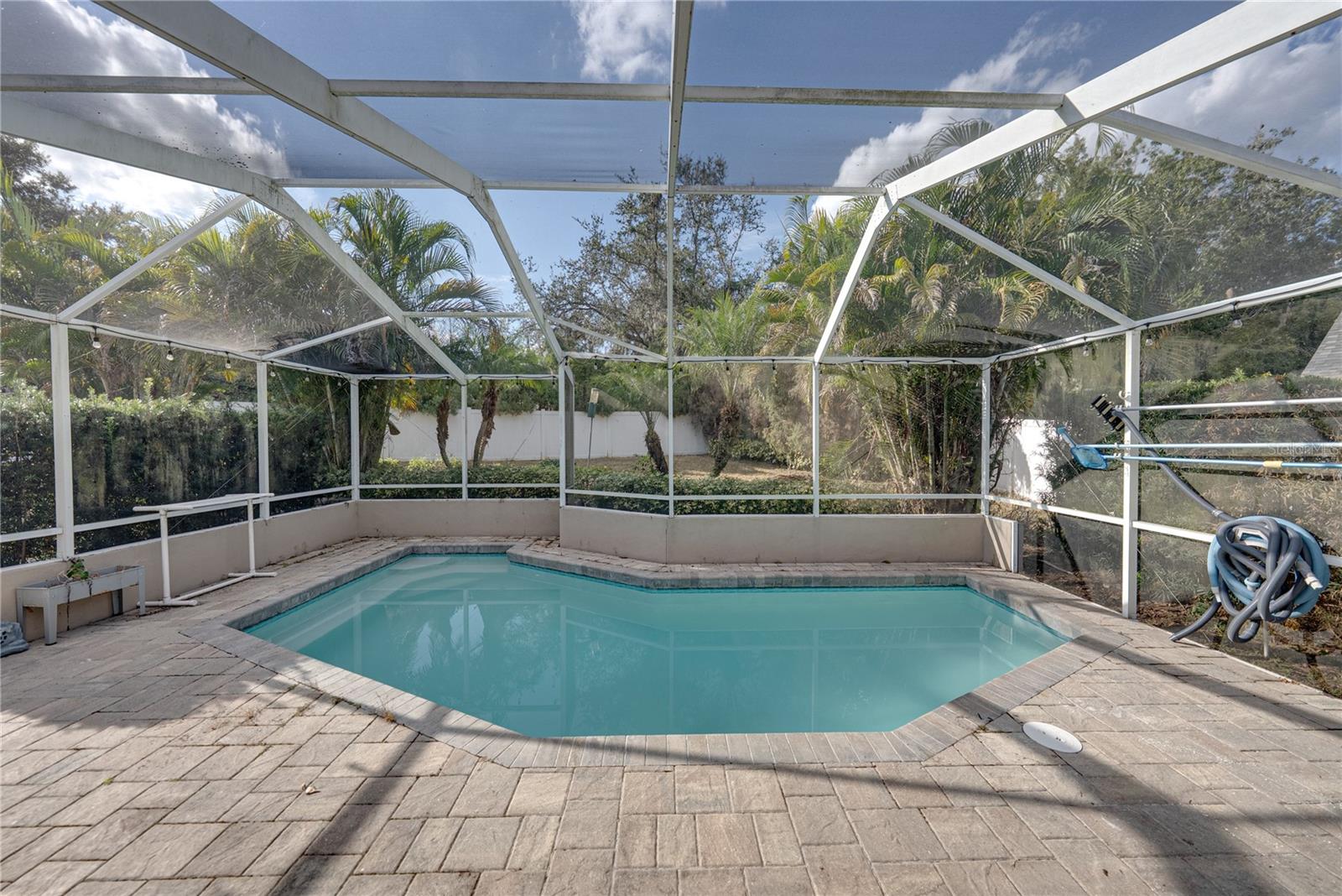 Image 74 of 100 For 504 Covington Park Street