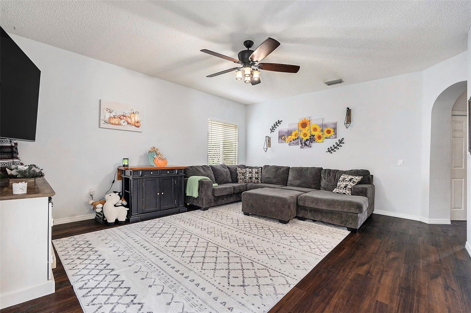 Image 12 of 35 For 4204 Harbor Lake Drive