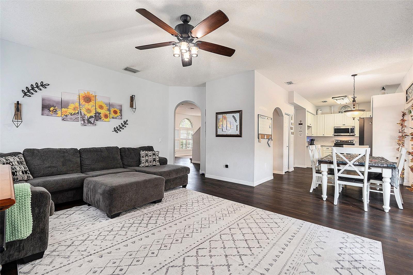 Image 14 of 35 For 4204 Harbor Lake Drive