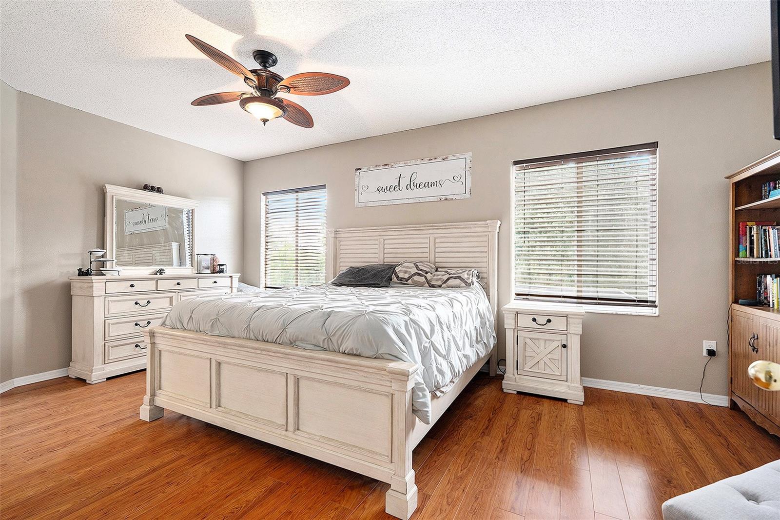 Image 17 of 35 For 4204 Harbor Lake Drive