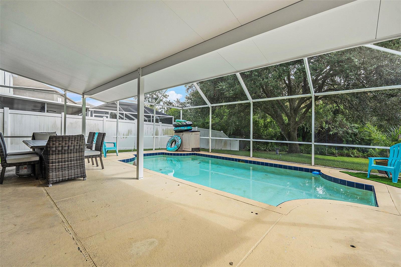 Image 4 of 35 For 4204 Harbor Lake Drive