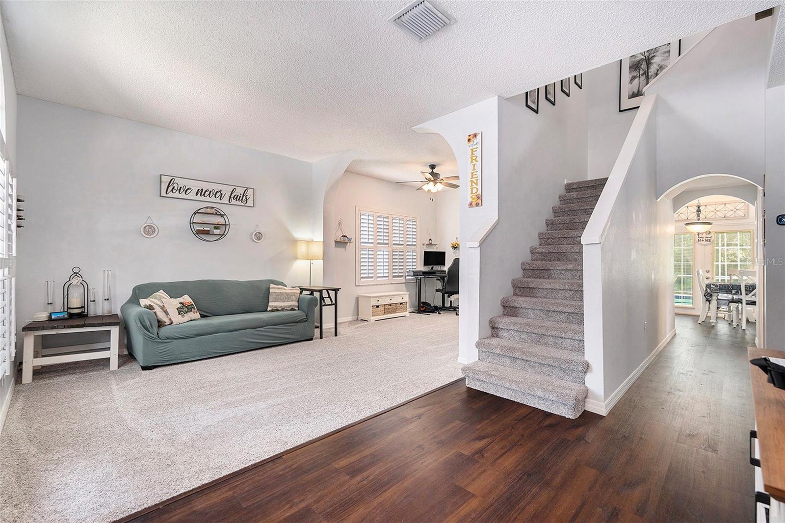 Image 6 of 35 For 4204 Harbor Lake Drive