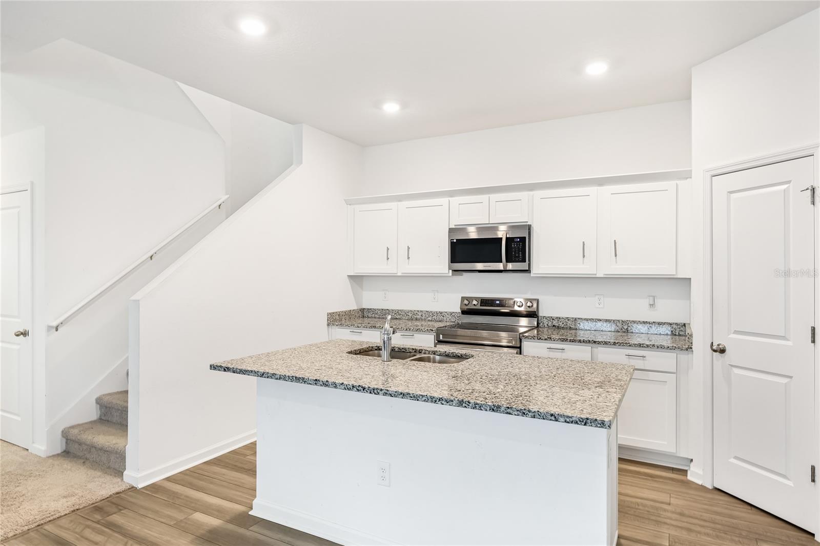 Image 10 of 36 For 10448 Ladybug Cove