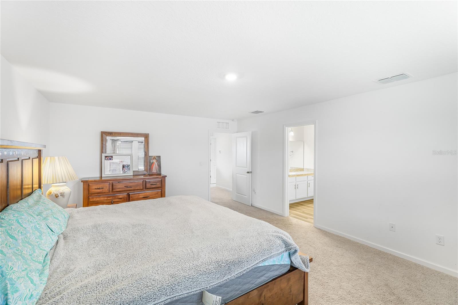 Image 16 of 36 For 10448 Ladybug Cove