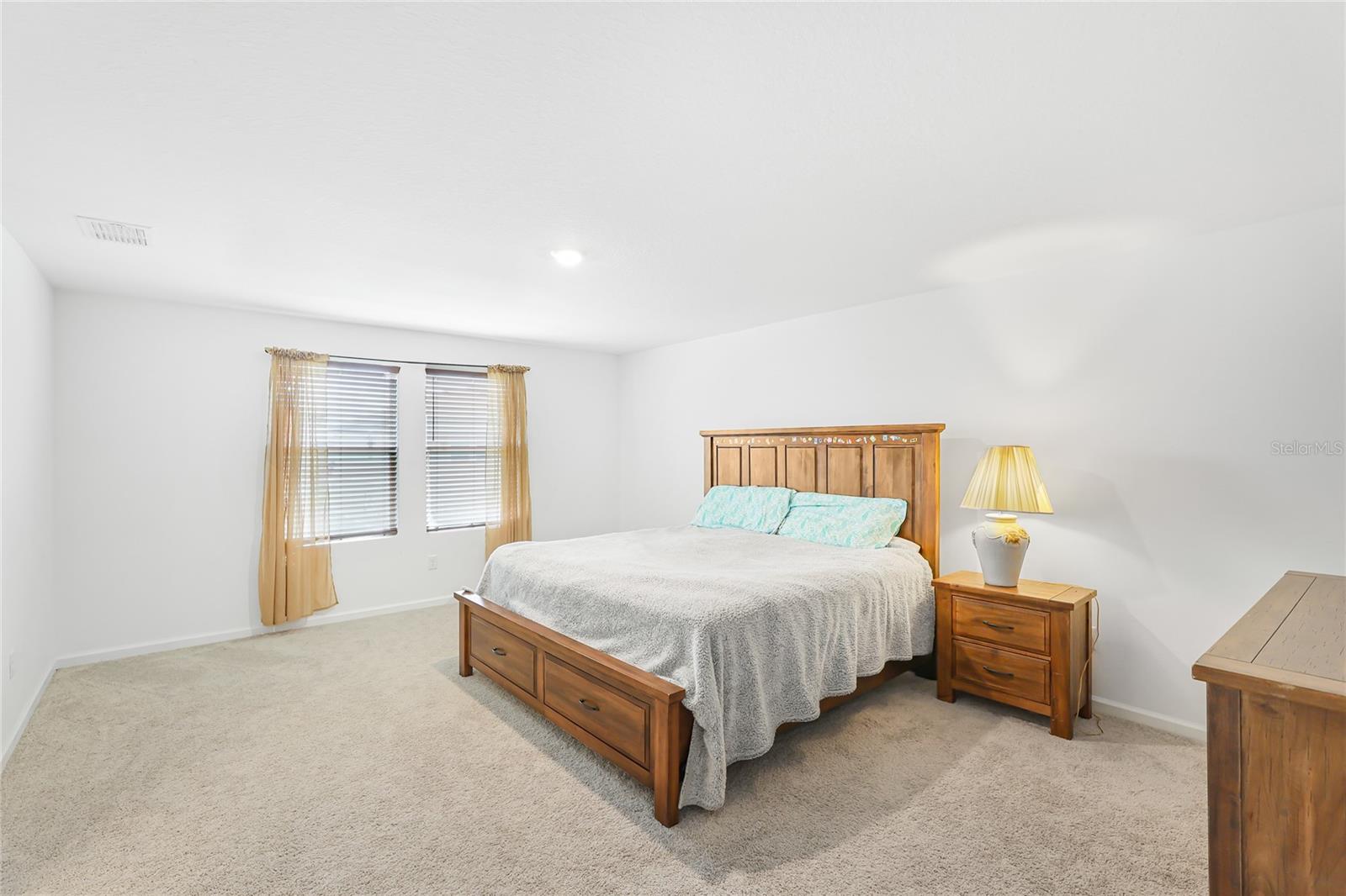 Image 5 of 36 For 10448 Ladybug Cove