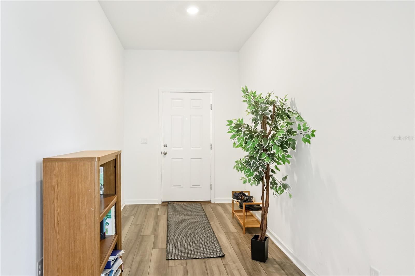 Image 8 of 36 For 10448 Ladybug Cove