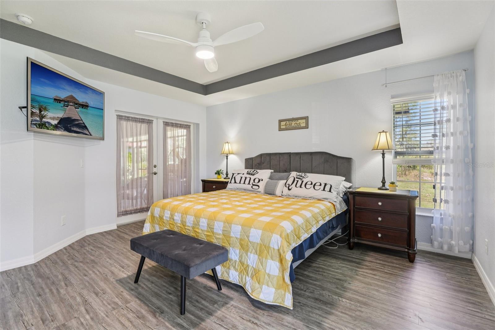 Image 13 of 36 For 9601 Oakwood Drive