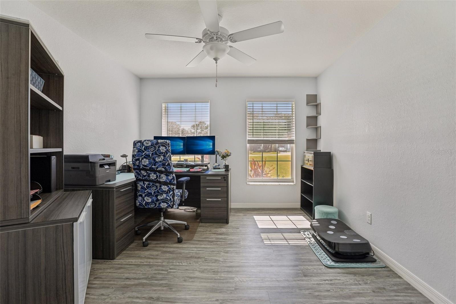 Image 22 of 36 For 9601 Oakwood Drive