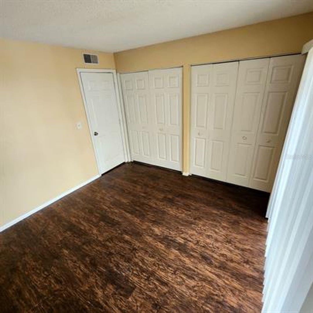 Image 6 of 11 For 7141 Bank Drive 7141