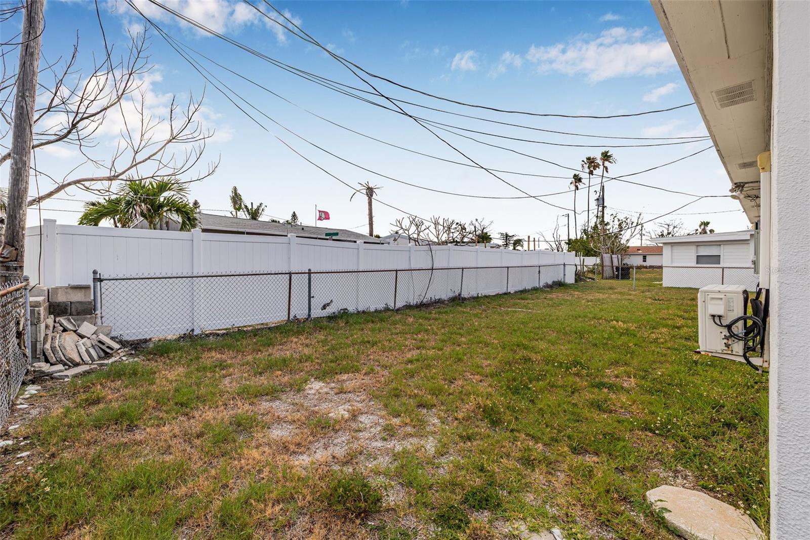 Image 10 of 17 For 30 Lynn Way 