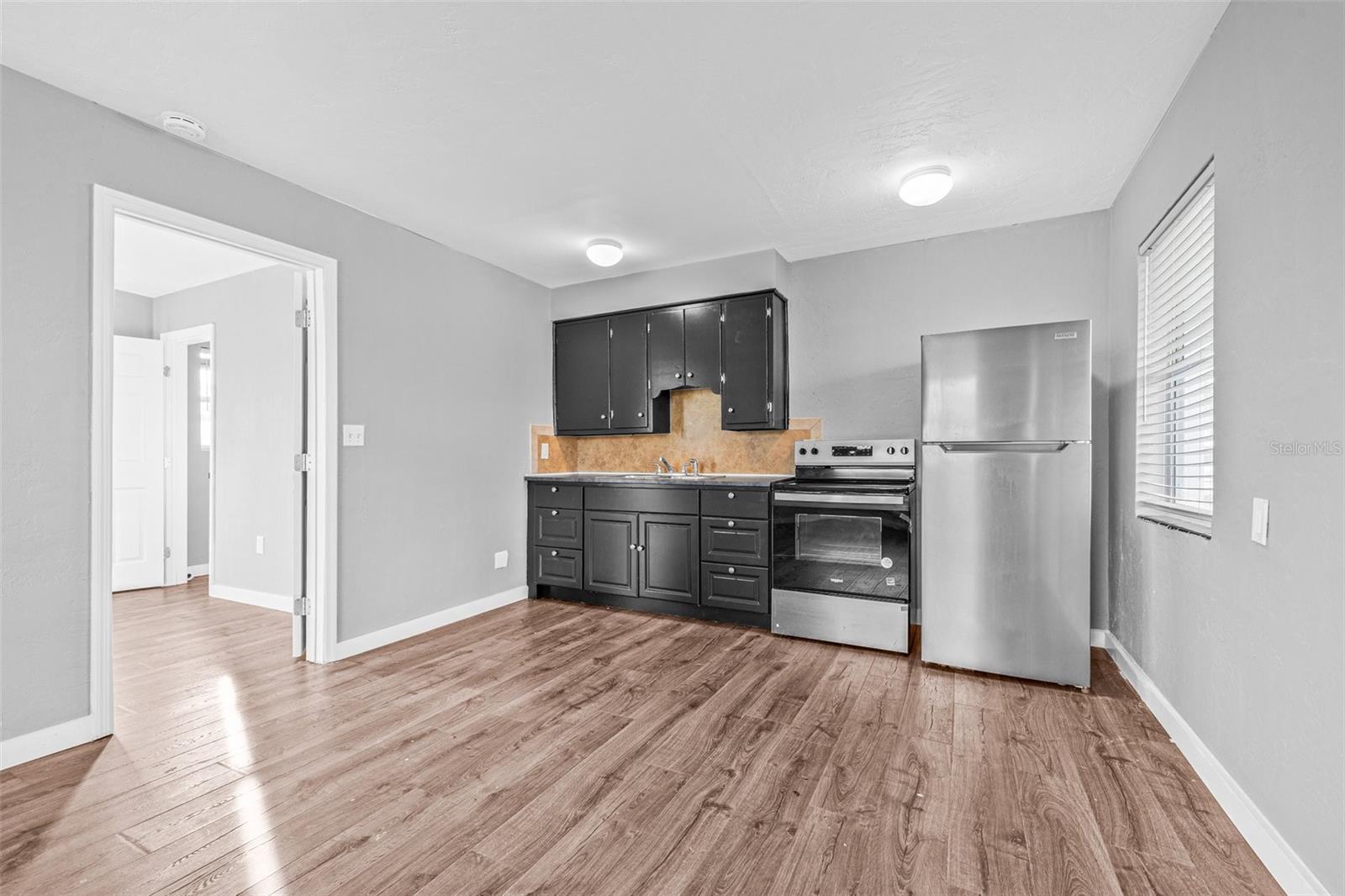 Image 3 of 17 For 30 Lynn Way 