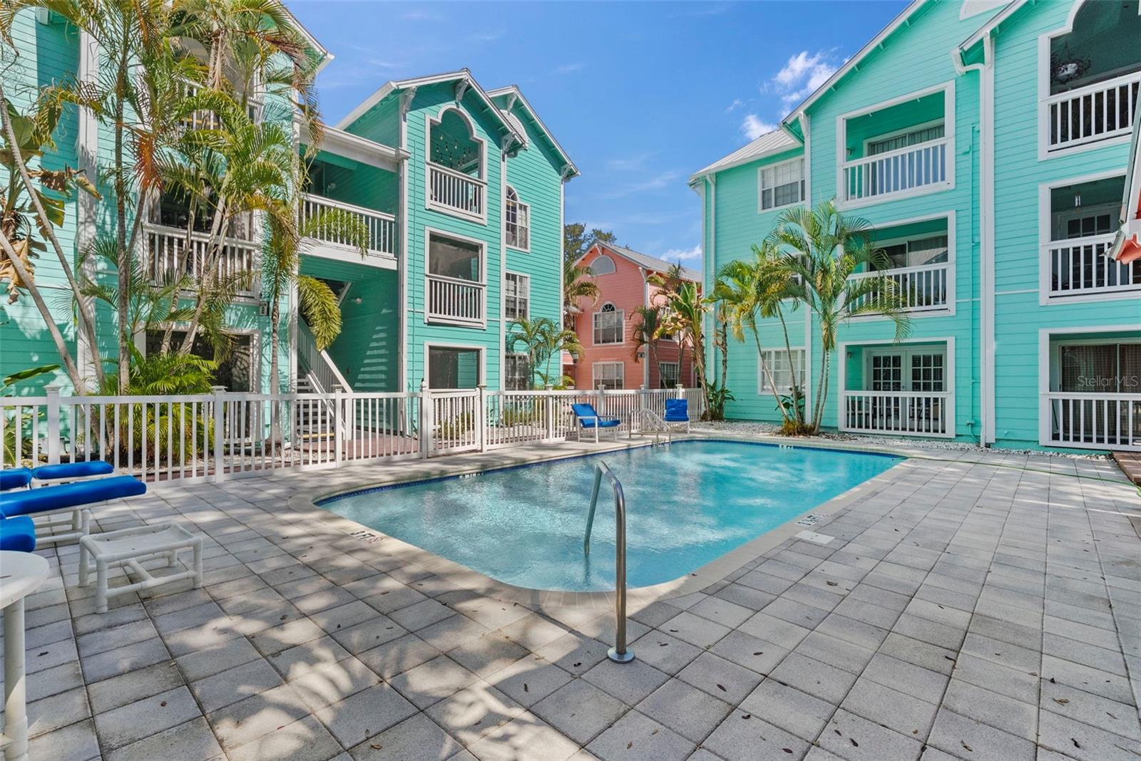 Image 29 of 37 For 3002 Cleveland Street B10