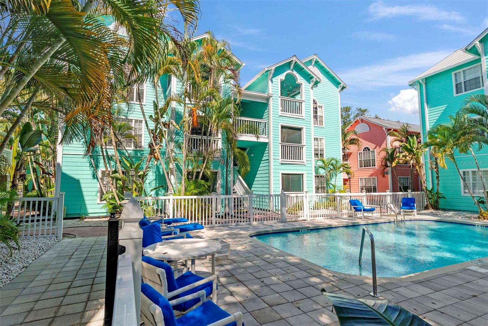 Image 31 of 37 For 3002 Cleveland Street B10