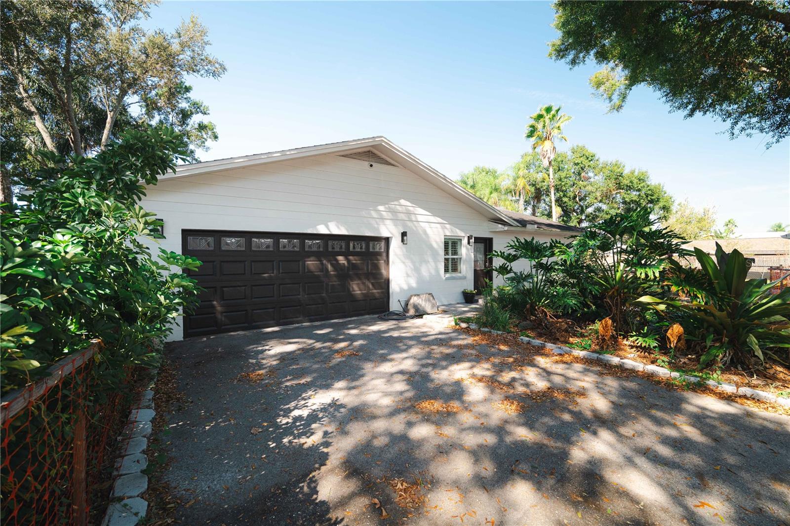 Listing photo id 16 for 15509 Casey Road