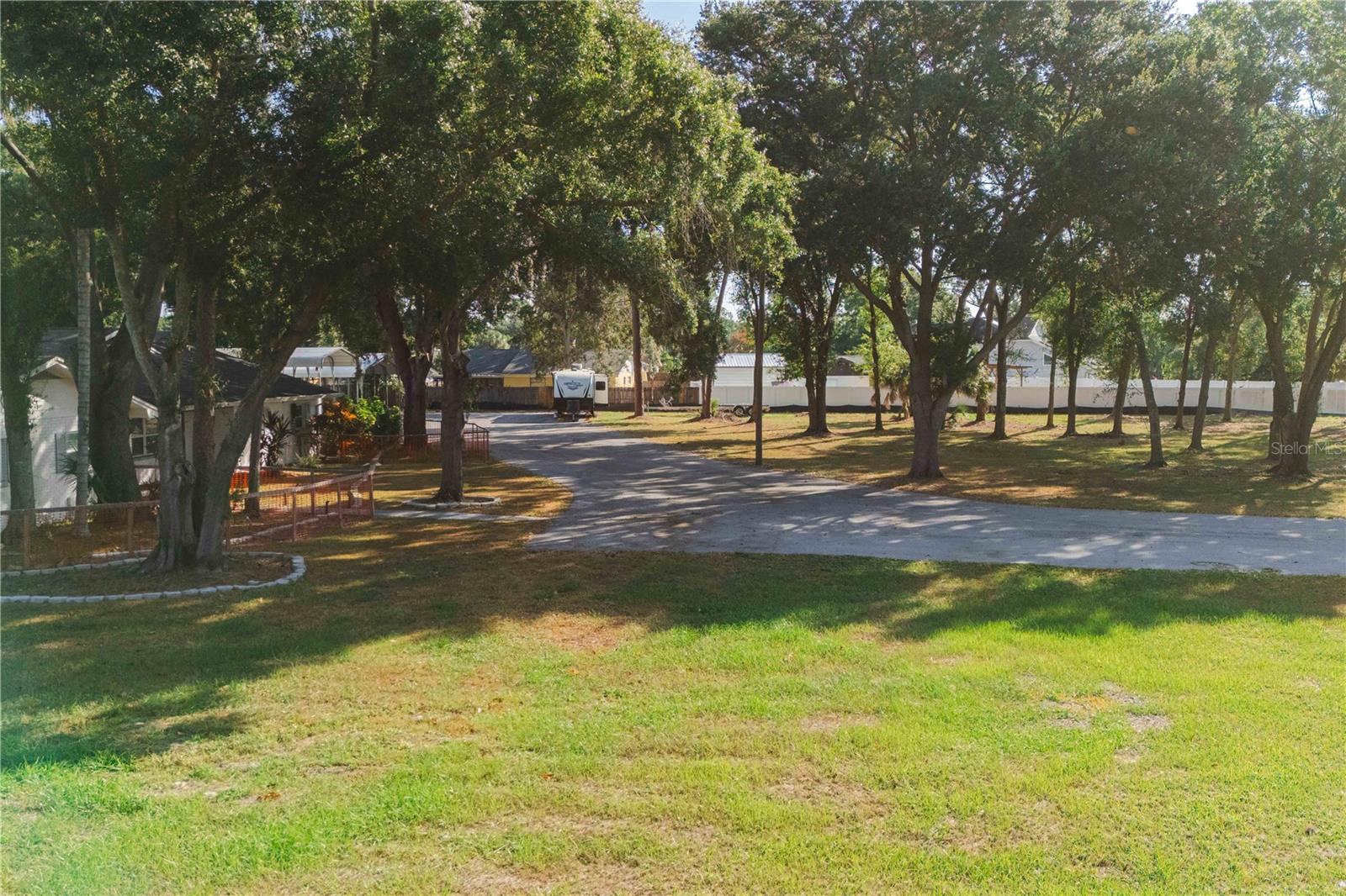 Listing photo id 0 for 15509 Casey Road