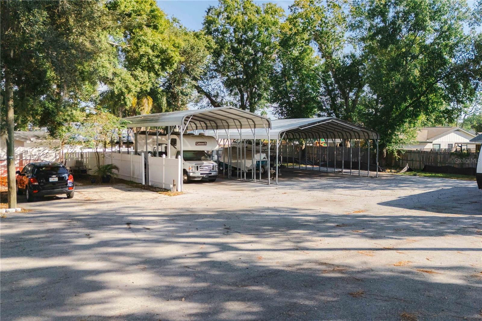 Listing photo id 1 for 15509 Casey Road