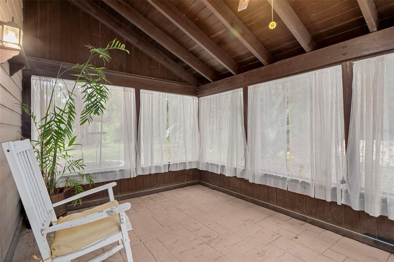 Image 29 of 61 For 15839 Powerline Road