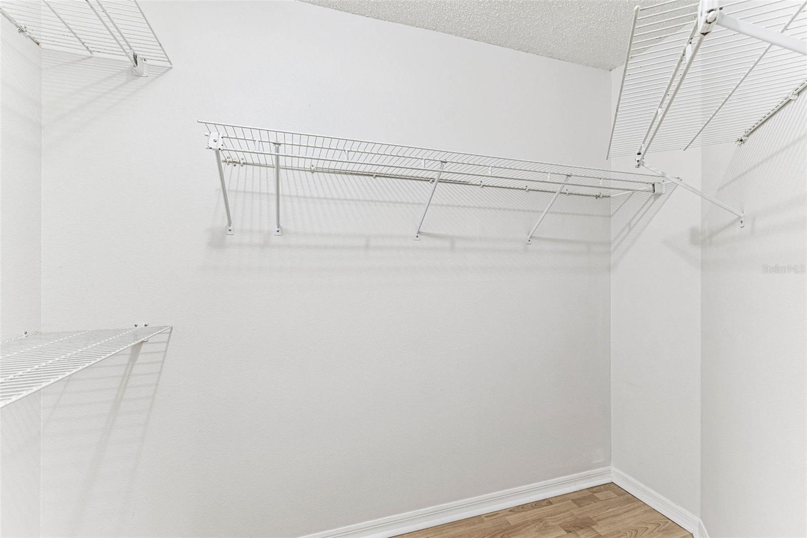 Image 20 of 78 For 7206 Ridgeport Drive