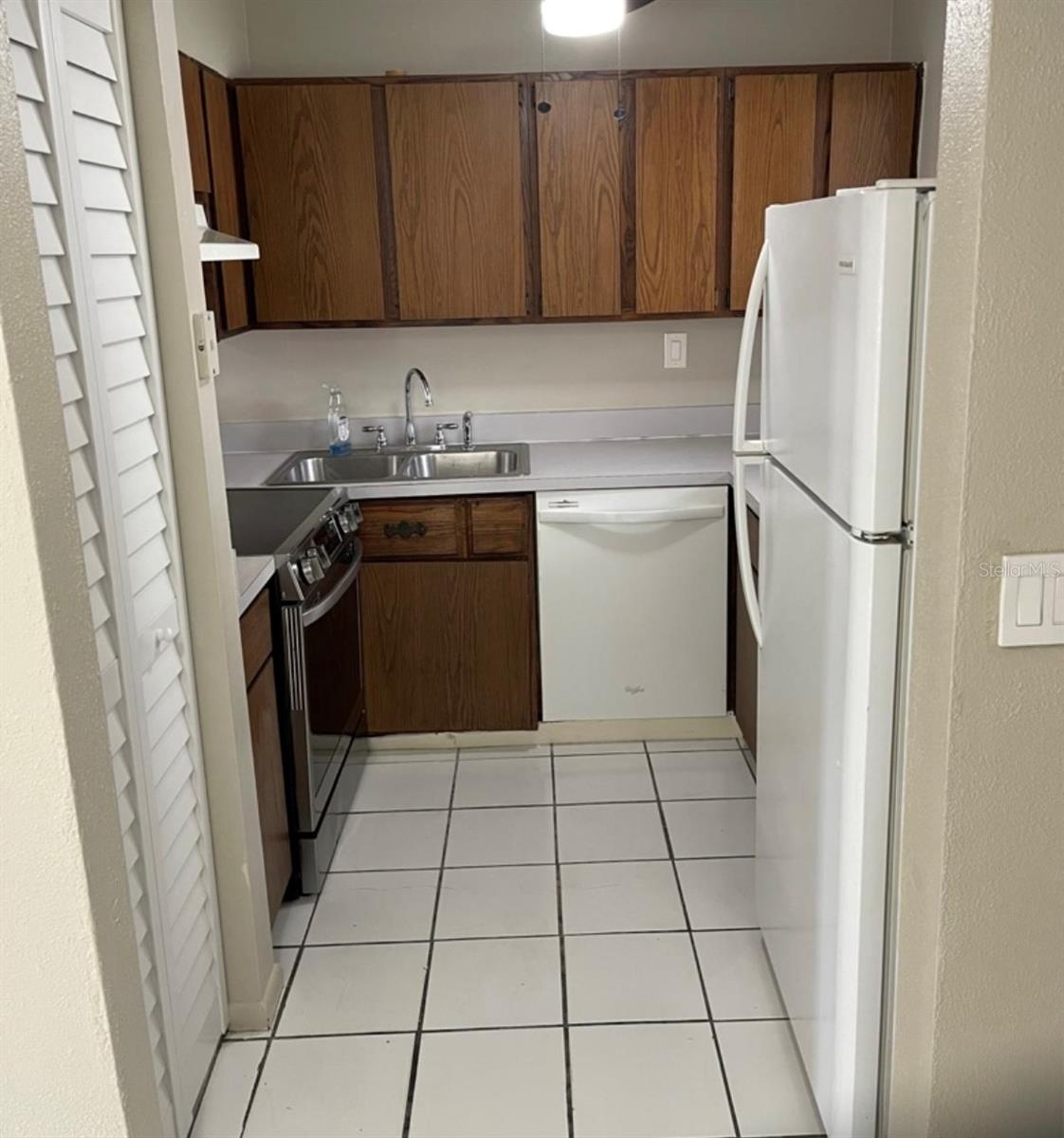 Image 3 of 9 For 2625 State Road 590  1911